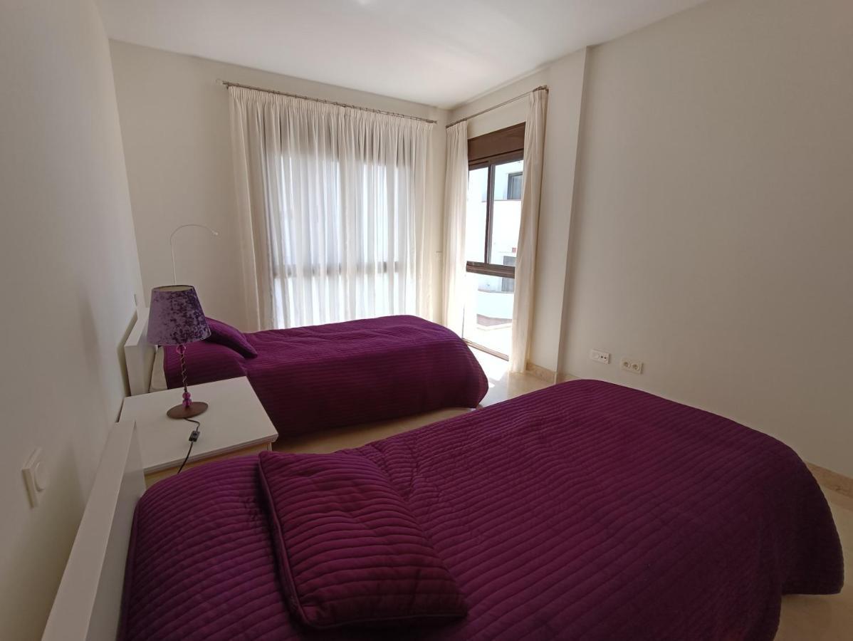 Amplio Apartamento En Portofino Alcaidesa Eksteriør bilde
